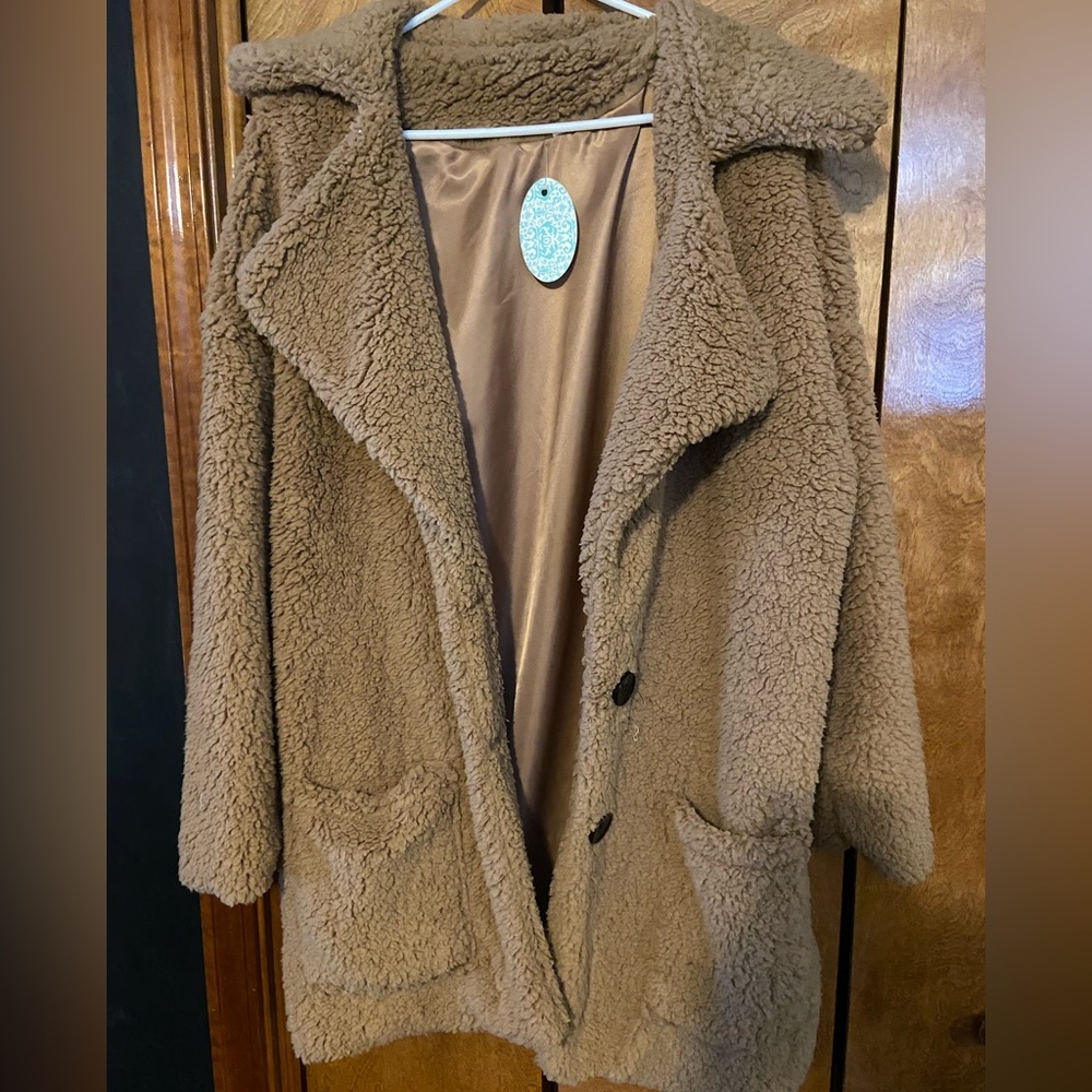 Boutique Teddy Coat Size Large